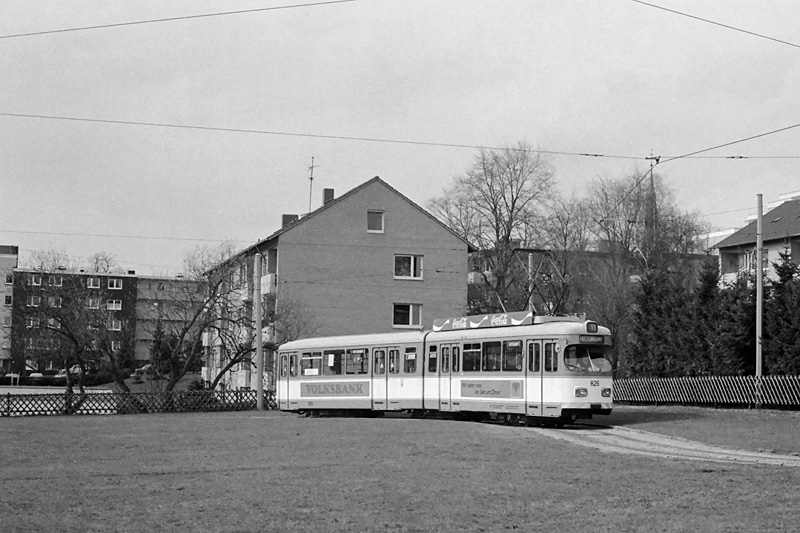 http://mb2812.de/Bielefeld1986/BLF2-34.jpg